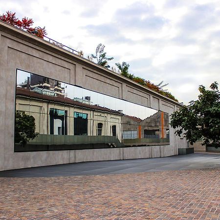 Xenia Apartments - Moderno Appartamento In Fondazione Prada Милано Екстериор снимка